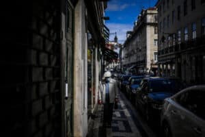 Portugal com mais 3 mortes e 965 novos casos de covid-19