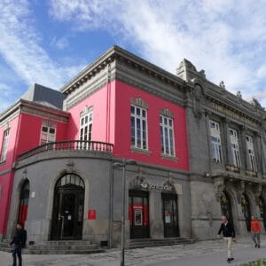Câmara de Braga compra edifício do Santander por 960 mil euros