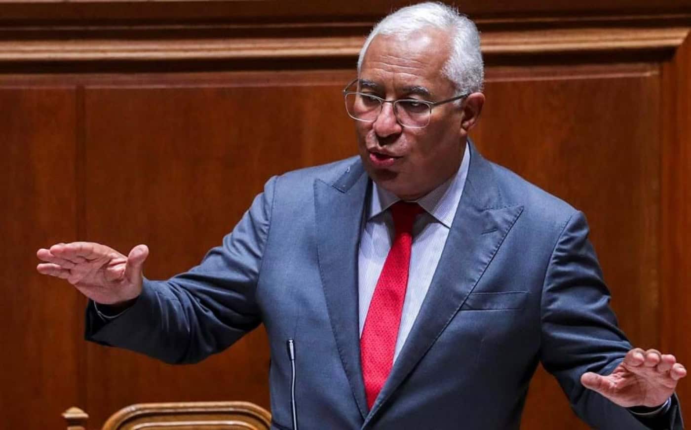 Costa demite-se de líder do PS se perder legislativas