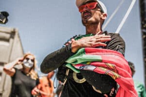 Câmara de Guimarães felicita Vítor Rodrigues pela vitória na Extremo Sul Ultramarathon&nbsp;&nbsp;