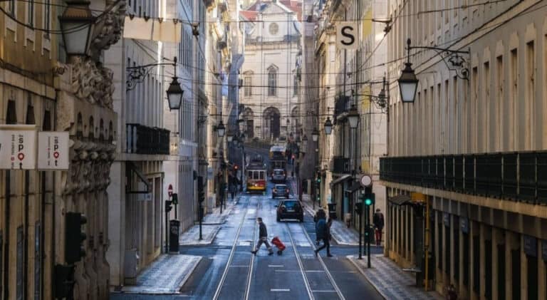 Covid-19. Mais 1.475 casos e 18 mortos em Portugal