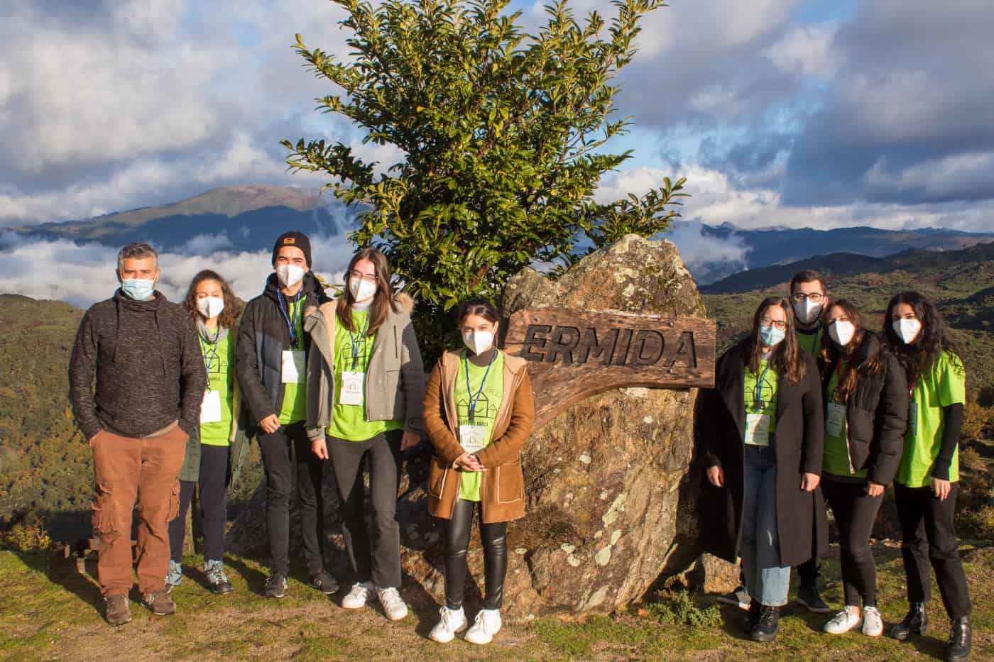 Estudantes de Medicina do Minho combatem isolamento