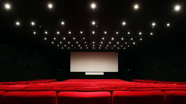 Cinemas registam até novembro aumento de 23,5% no número de espectadores face a 2020