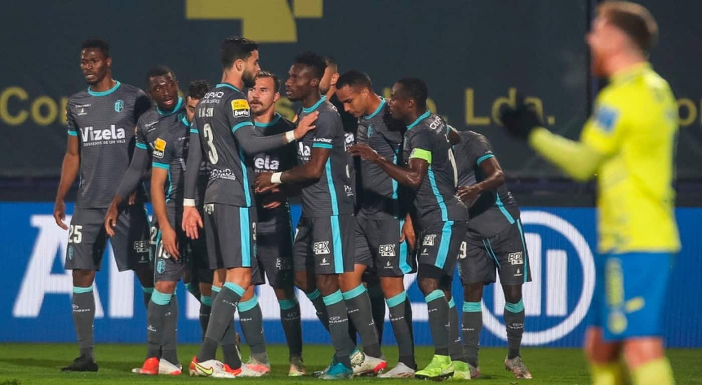Vizela vence em Arouca e salta para o 10.º lugar da I Liga&nbsp;