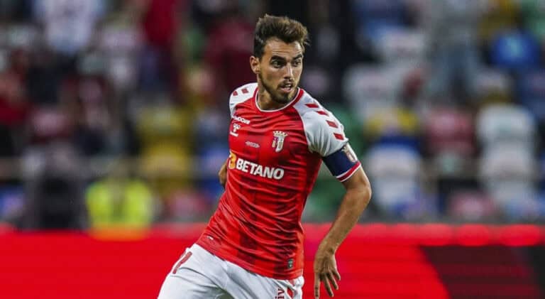 Ricardo Horta e Chiquinho testam positivo à COVID-19