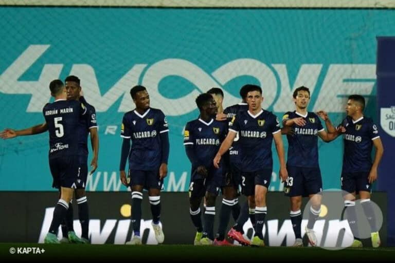 FC Famalicão-Belenenses SAD adiado duas horas antes do início do jogo