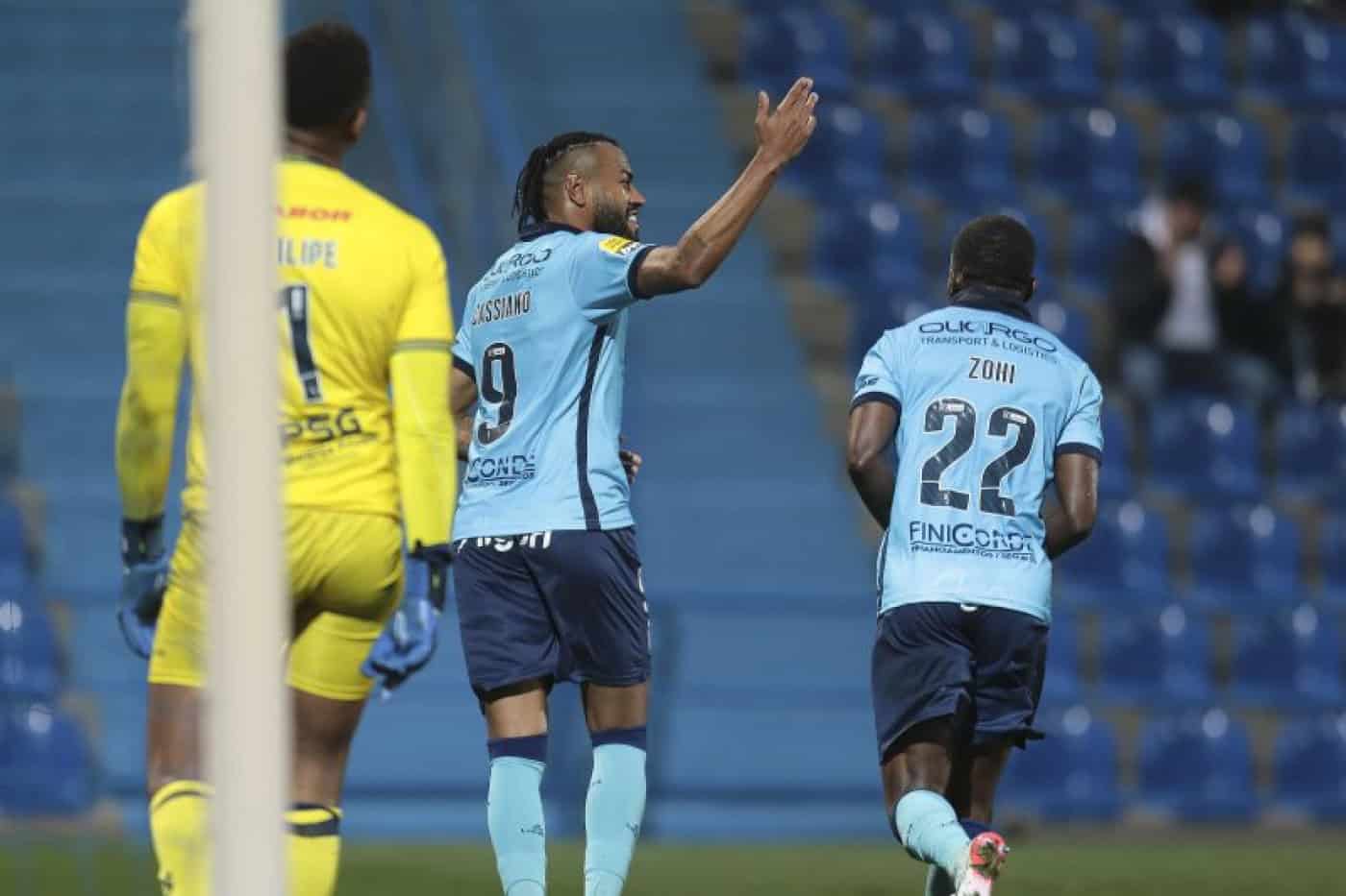 FC Vizela vence e sobe ao 12º lugar