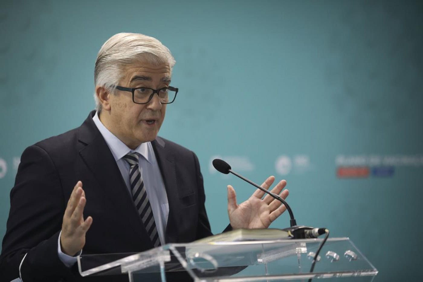 Todos os professores vão receber terceira dose até ao final da semana