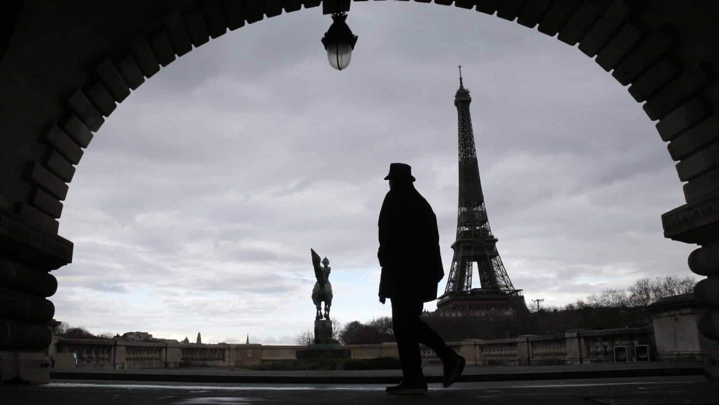 França identifica nova variante com mais de 40 mutações genéticas