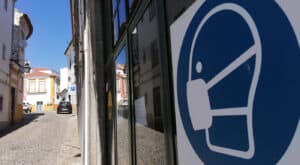 Portugal com mais 14 mortes e 39.570 novos casos de covid-19 em 24 horas&nbsp;