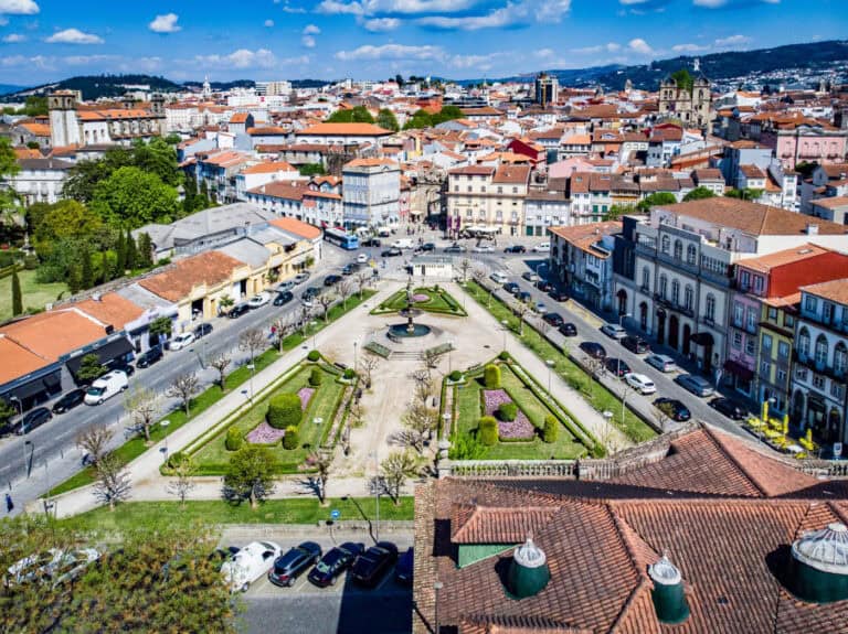 Braga com 900 casos de Covid-19 por dia e 50 pessoas internadas