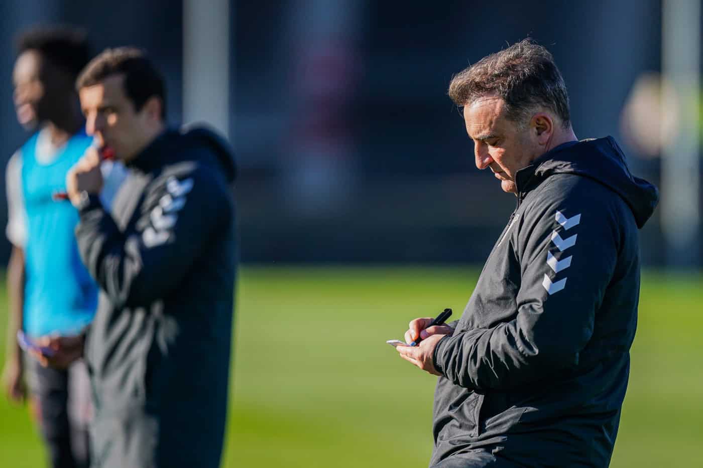 Carlos Carvalhal: "Não insultei ninguém nem fui mal educado"