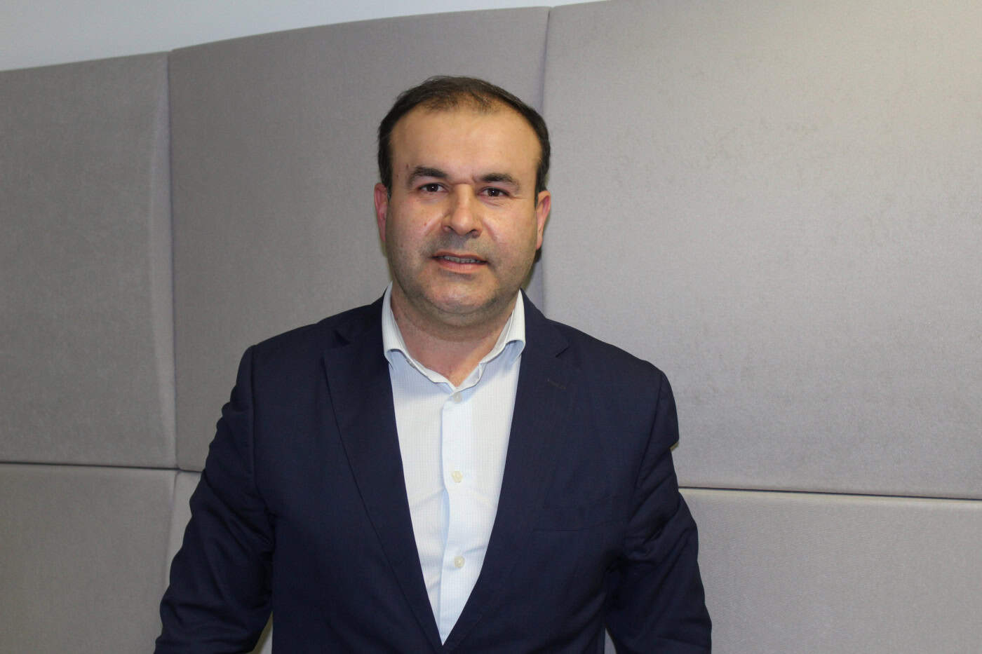 Aliança vai oferecer subvenções aos estudantes universitários carenciados