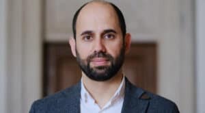 BE quer esperar por "resultados materializados" mas alerta para desafios "mais exigentes no futuro"