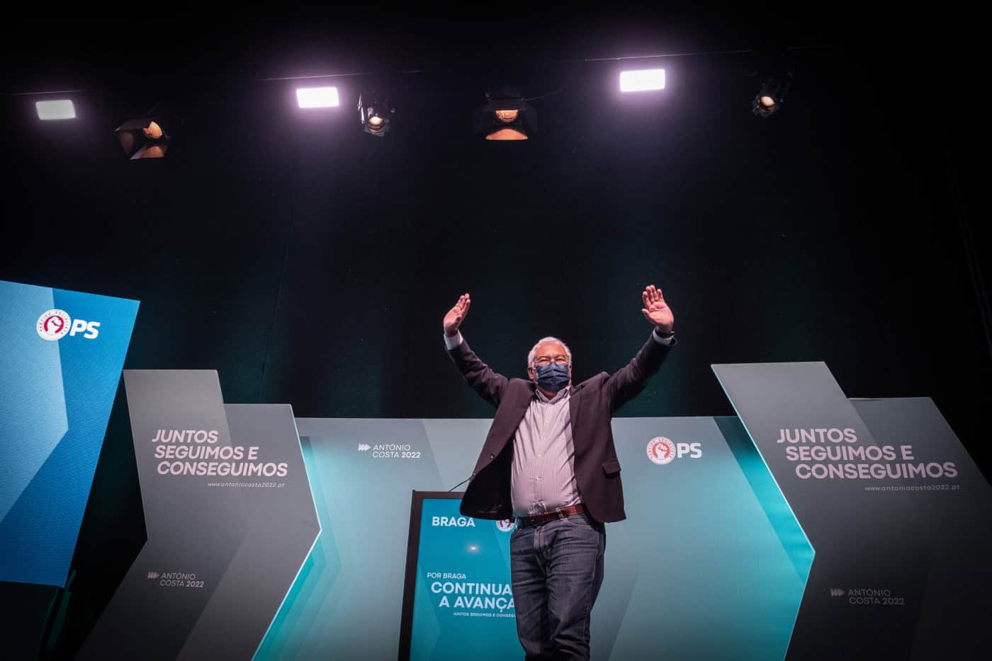 Póvoa de Lanhoso dá vitória ao PS