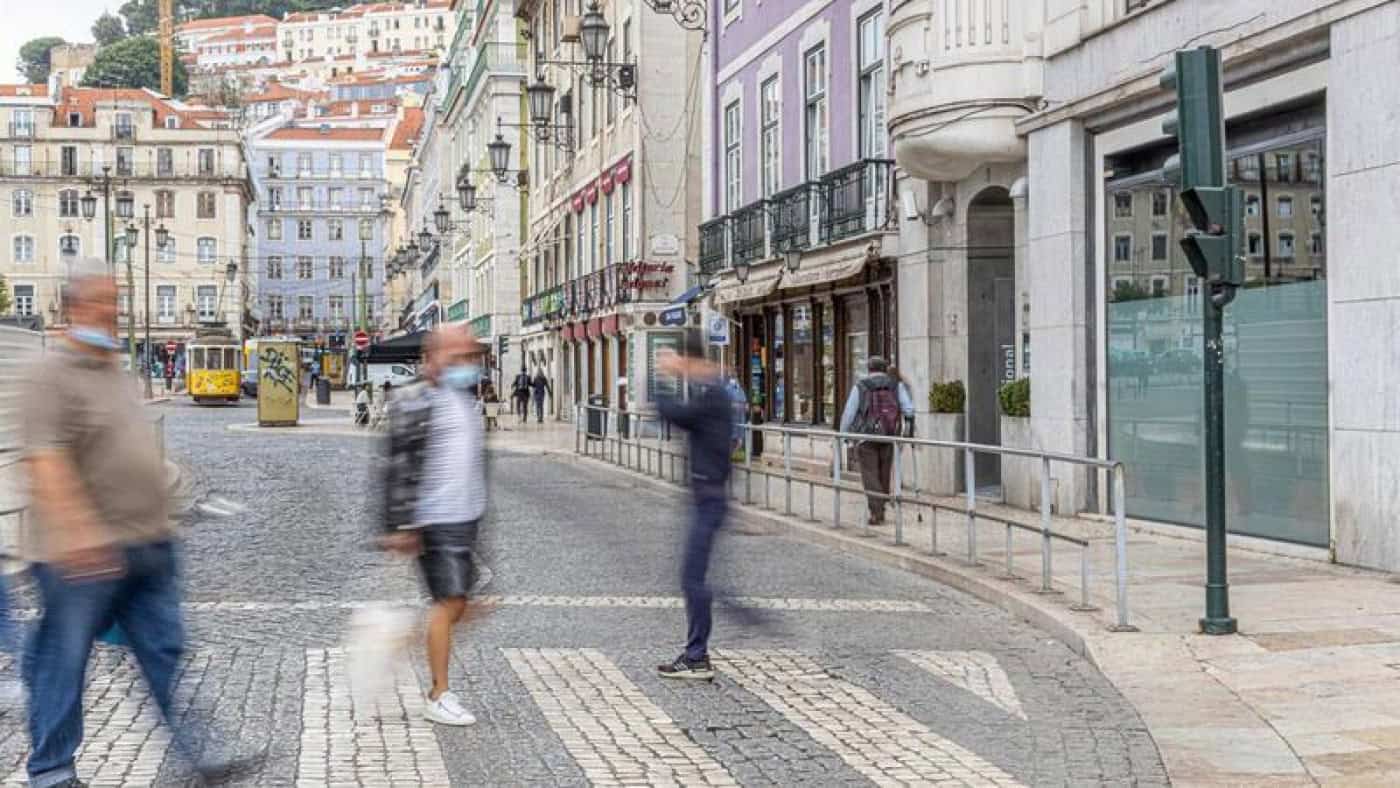 Taxa de desemprego desce para 5,9% em dezembro&nbsp;