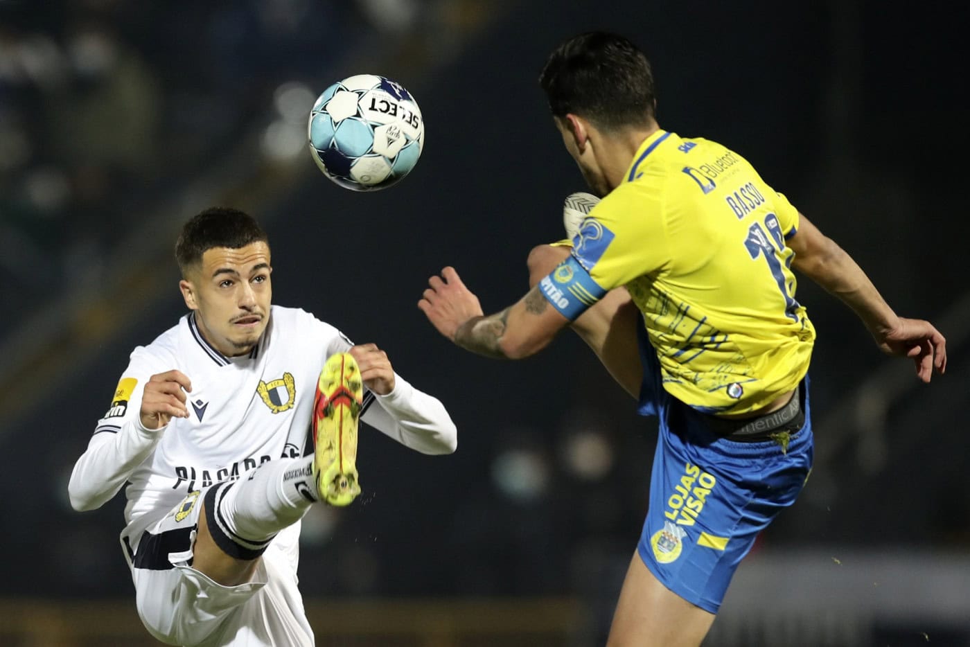 FC Famalicão cede empate frente ao FC Arouca