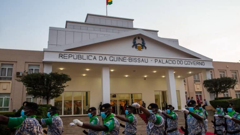Pelo menos quatro feridos após tentativa de golpe de Estado na Guiné-Bissau