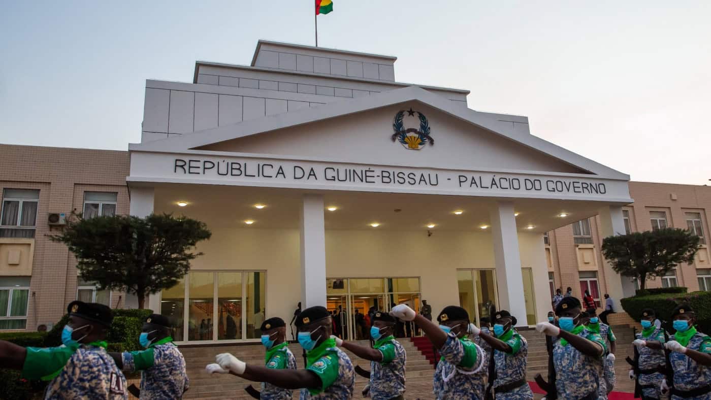 Pelo menos quatro feridos após tentativa de golpe de Estado na Guiné-Bissau