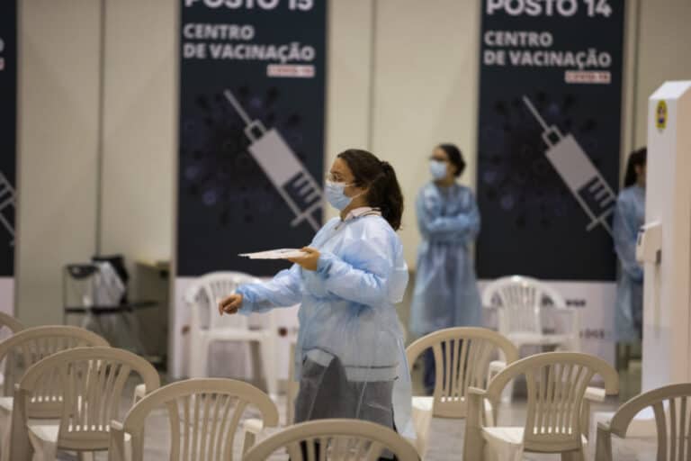 Casa Aberta para pessoas a partir dos 18 anos