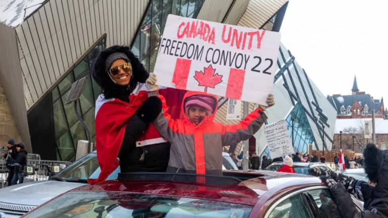 Declarado "estado de emergência" na capital do Canadá devido a protestos