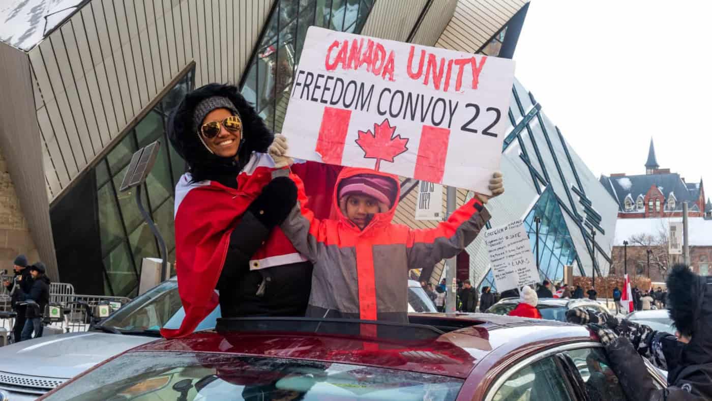 Declarado "estado de emergência" na capital do Canadá devido a protestos