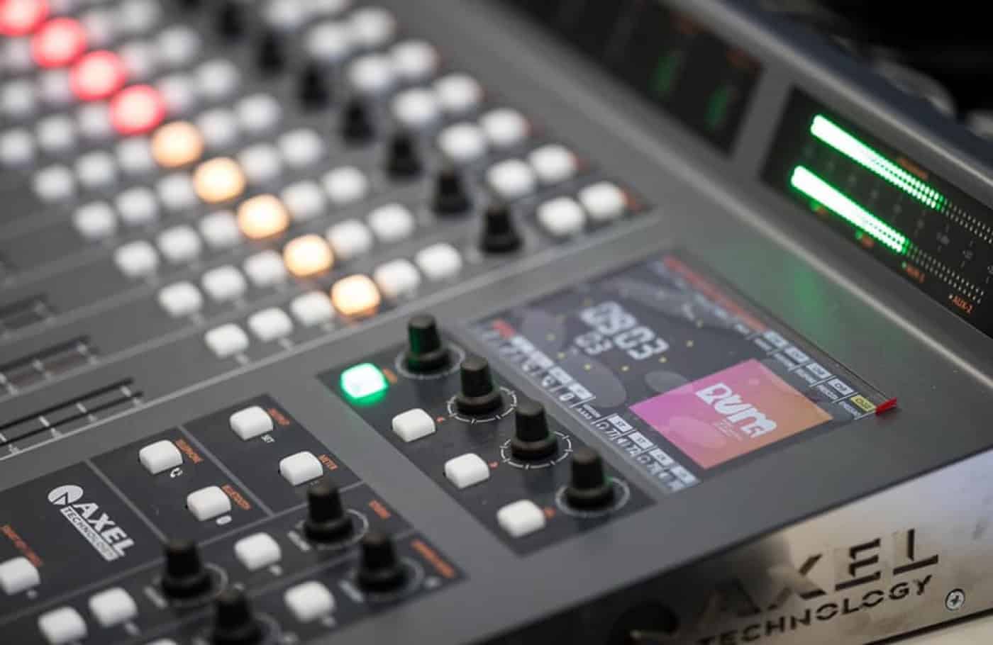 No Dia Mundial da Rádio UNESCO desafia a refletir sobre a confiança