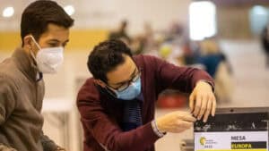 Tribunal manda repetir voto dos emigrantes na Europa&nbsp;