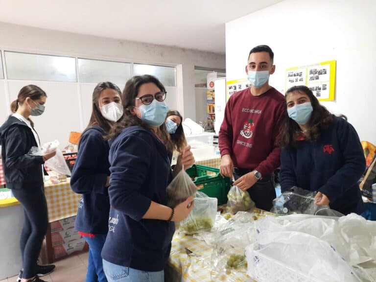 De volta à estaca zero. Virar a Página lança campanha para adquirir espaço próprio