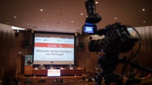 Peritos sugerem acabar com limitação no acesso a lojas, bares e discotecas