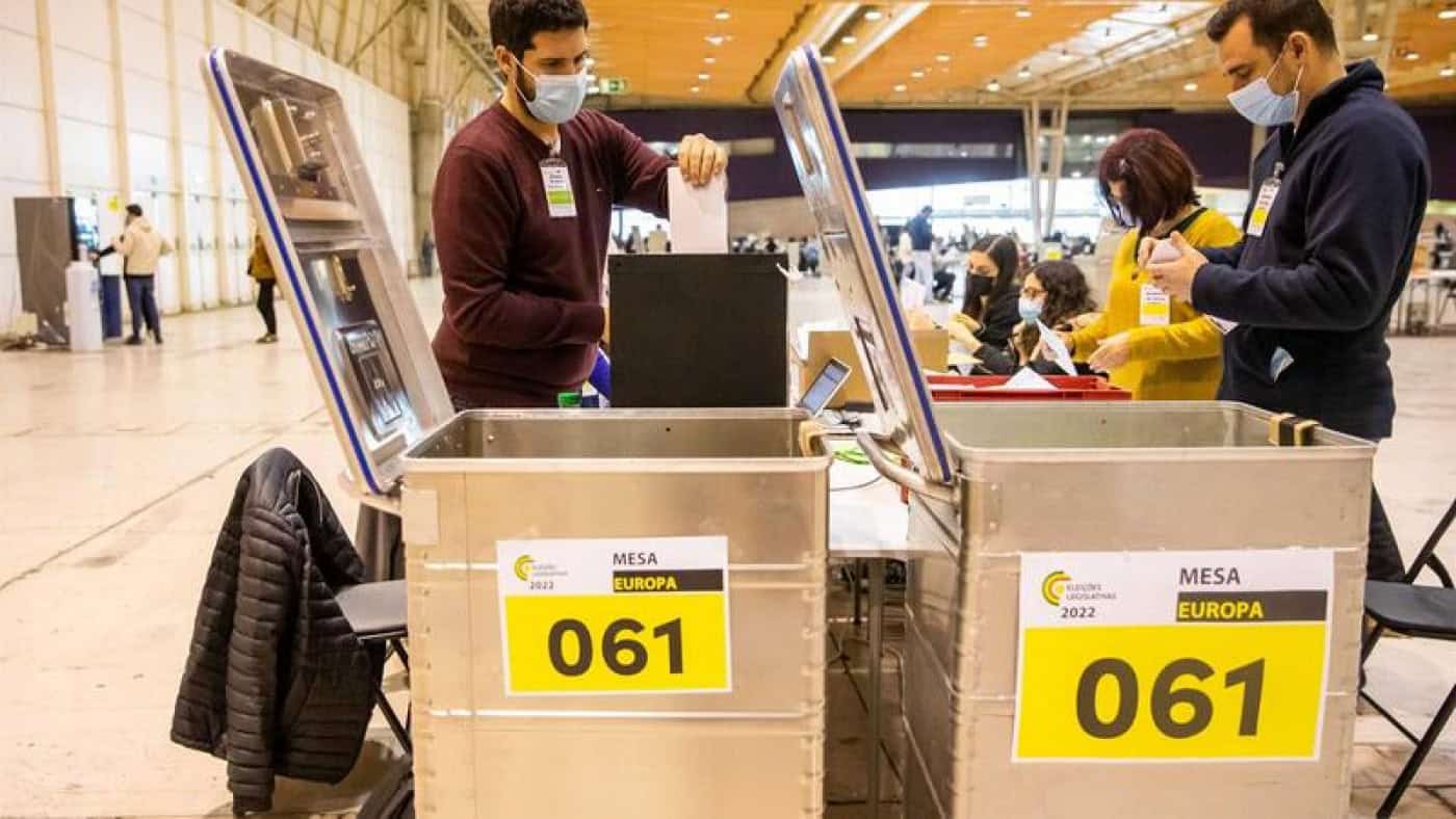 Votação no círculo da Europa anulada. CNE presta esclarecimentos às 20h00&nbsp;