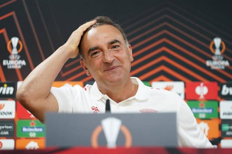 Carlos Carvalhal quer vencer na Moldávia e decidir eliminatória em Braga&nbsp;