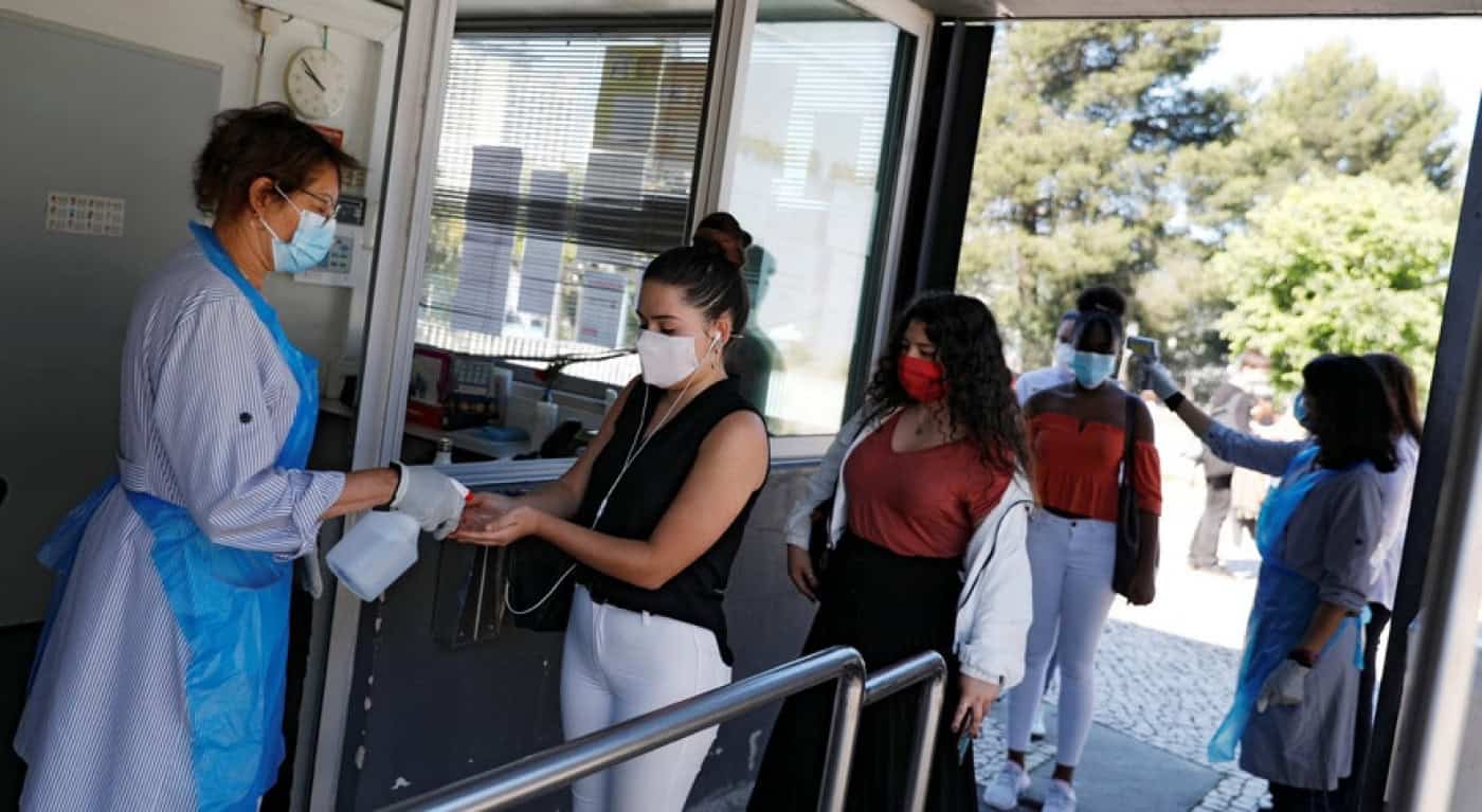 Fim da obrigatoriedade de teste para recintos desportivos e grandes eventos