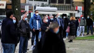 Portugal regista mais 16.488 novas infeções e 42 mortes devido à covid-19&nbsp;