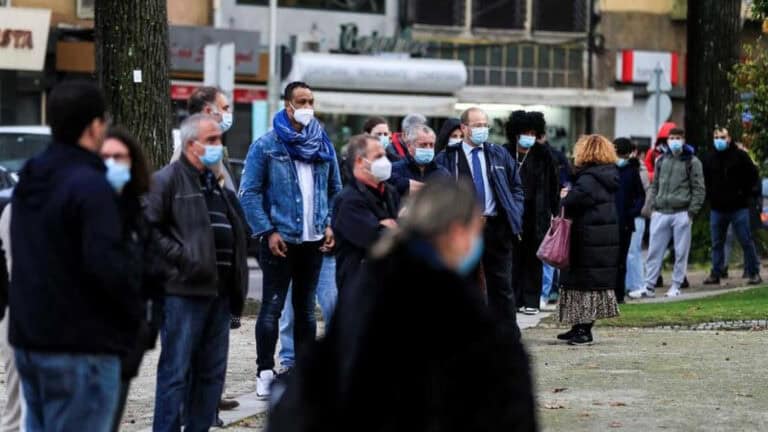 Portugal regista mais 16.488 novas infeções e 42 mortes devido à covid-19&nbsp;