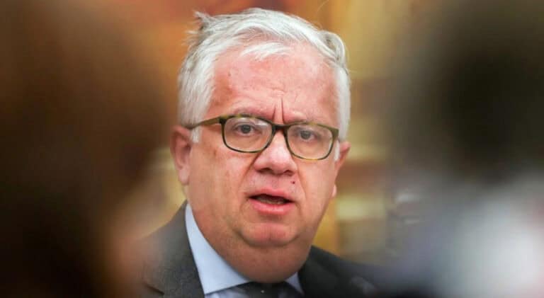 Comissão da Transparência aprova levantamento da imunidade parlamentar de Eduardo Cabrita&nbsp;