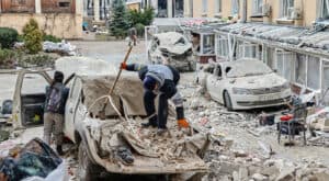 Autoridades de Kiev denunciam morte de mais de dois mil civis&nbsp;