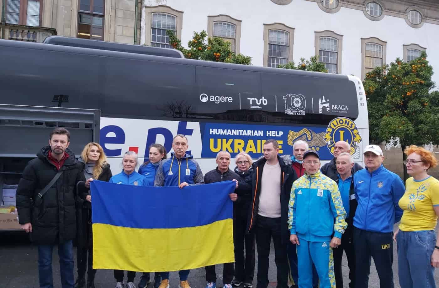 Comitiva parte de Braga para trazer 40 refugiados e leva seis ucranianos