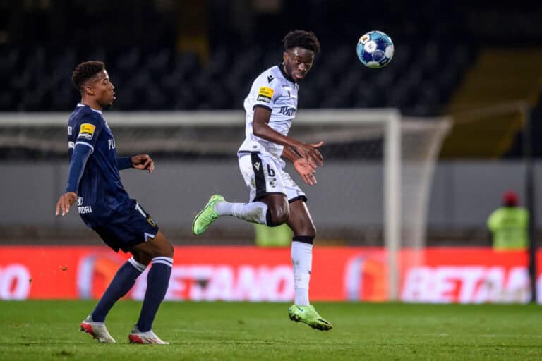 Vitória SC dá a volta ao Famalicão e isola-se no sexto lugar da I Liga