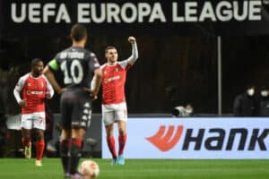 SC Braga marca a abrir e a fechar e coloca-se em vantagem na eliminatória