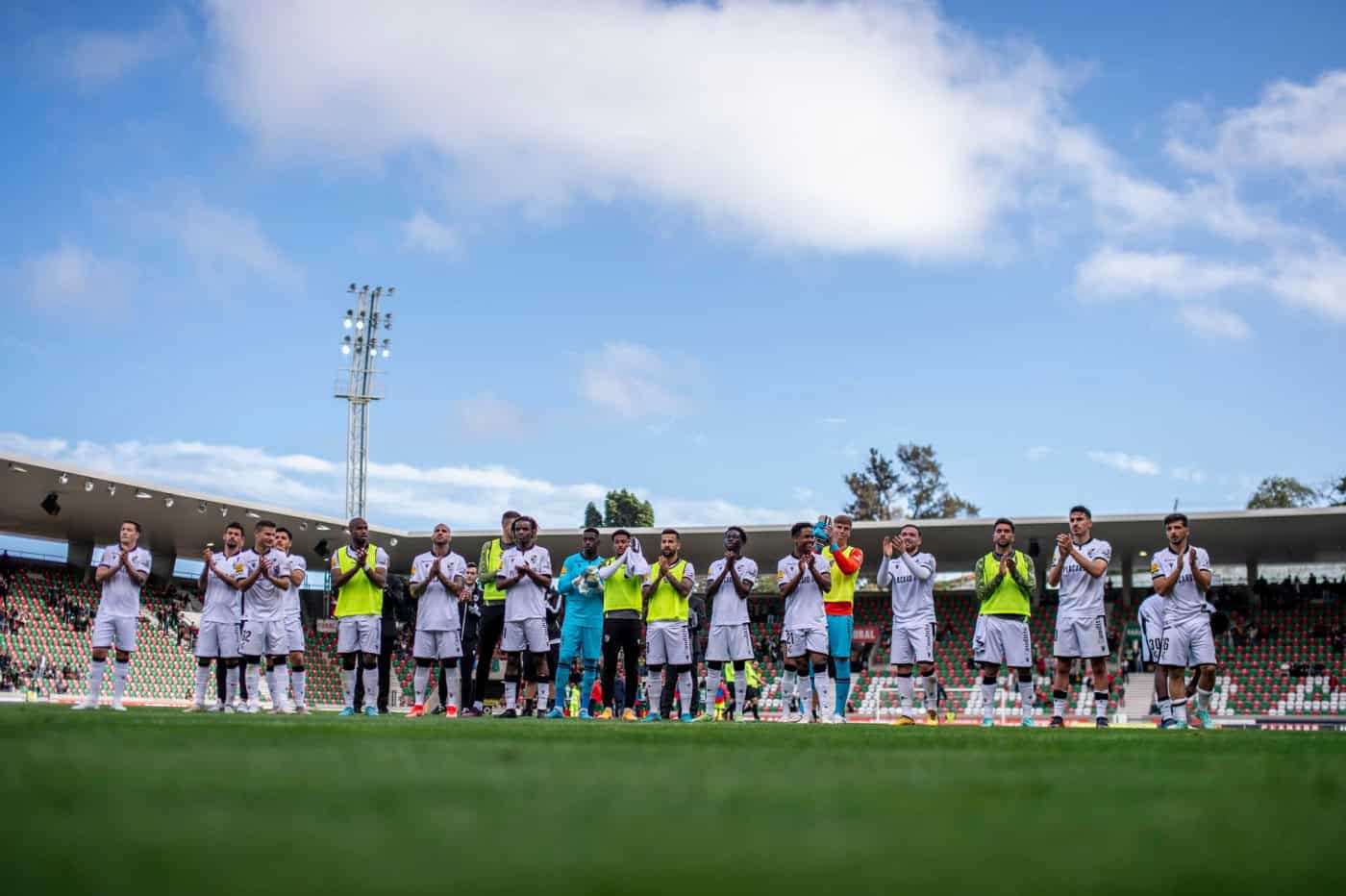 Vitória SC recupera 6º lugar na Madeira