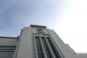 Cinema marca estreia do renovado Teatro Narciso Ferreira