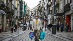 Mais 75276 novos casos de Covid e 137 mortes na última semana&nbsp;