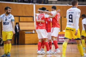 SC Braga/AAUM volta às vitórias na Liga Placard com vitória frente ao&nbsp;Futsal Azeméis
