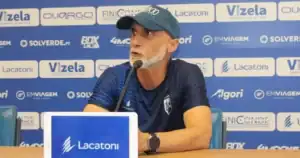 Álvaro Pacheco pede Vizela “tranquilo e sereno” para pontuar no Estoril&nbsp;