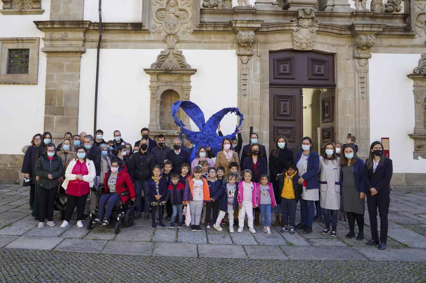 “Devemos alertar para as muitas formas de violência contra crianças que ainda existem”