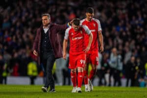 SC Braga eliminado da Liga Europa. Carvalhal elogia a equipa, Salvador critica arbitragem