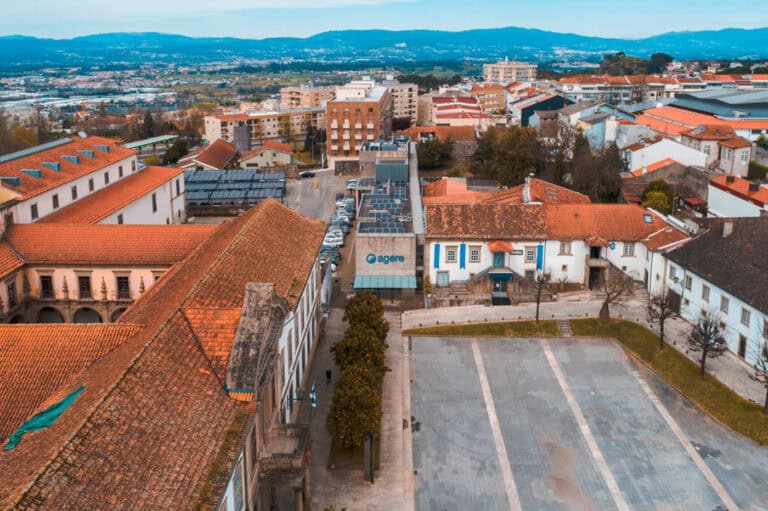 PS e CDU consideram que AGERE tinha margem para baixar tarifa da água