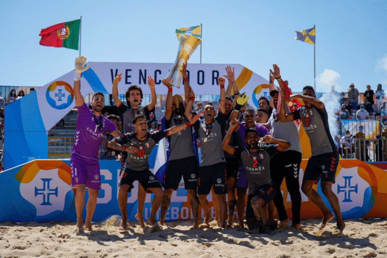 SC Braga vence primeira edição da Supertaça de futebol de praia