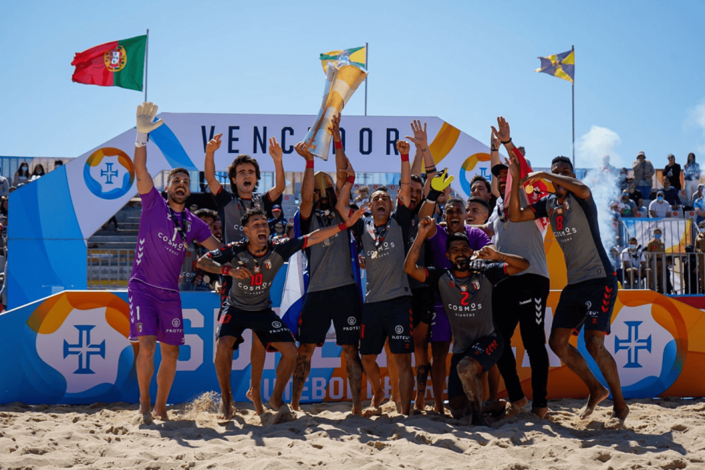 SC Braga vence primeira edição da Supertaça de futebol de praia